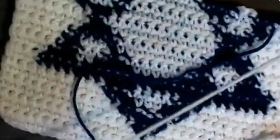 Crochet Star of David Granny Square showing the broad blue central section of the Star of David